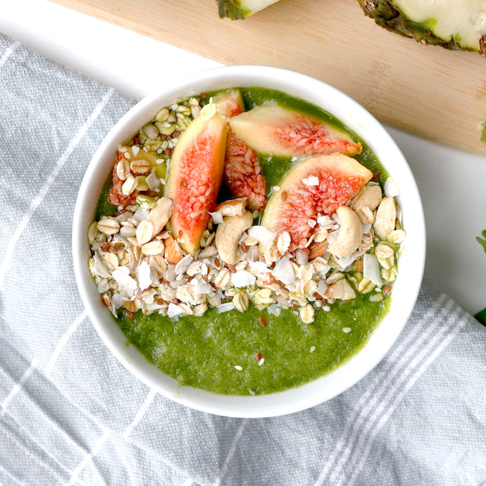 Fig & Pineapple Smoothie Bowl